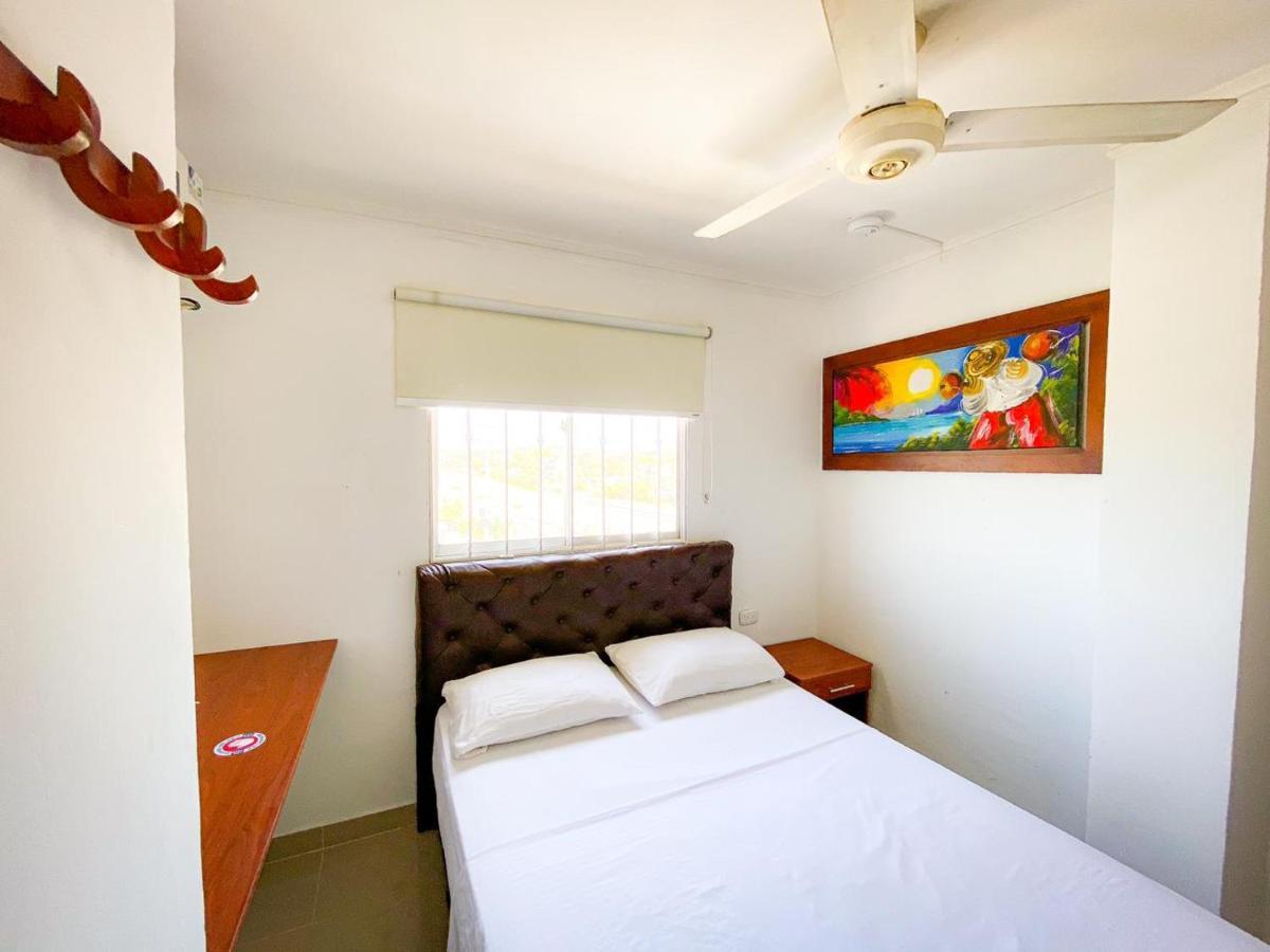 Hotel Aeromar Central Санта Марта Екстериор снимка